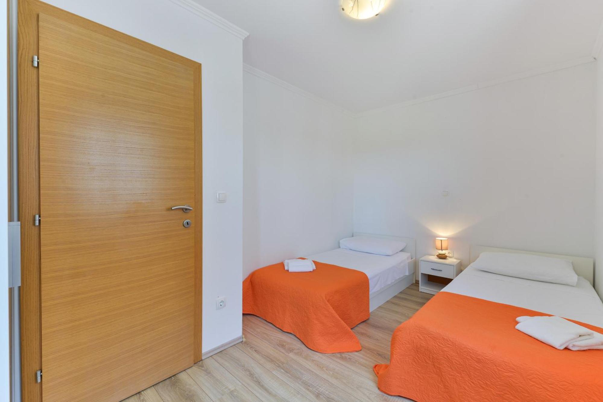 Apartments By The Sea Nin, Zadar - 13172 Quarto foto